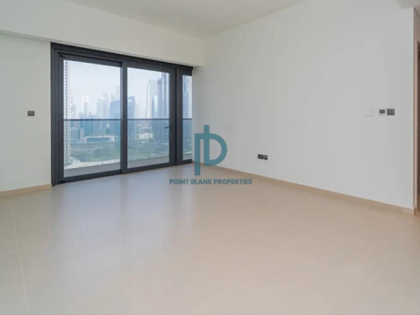 Spacious | Burj Khalifa View | Vacant | Maid Room