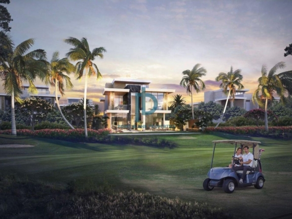 Luxury Villa | Panoramic Golf View